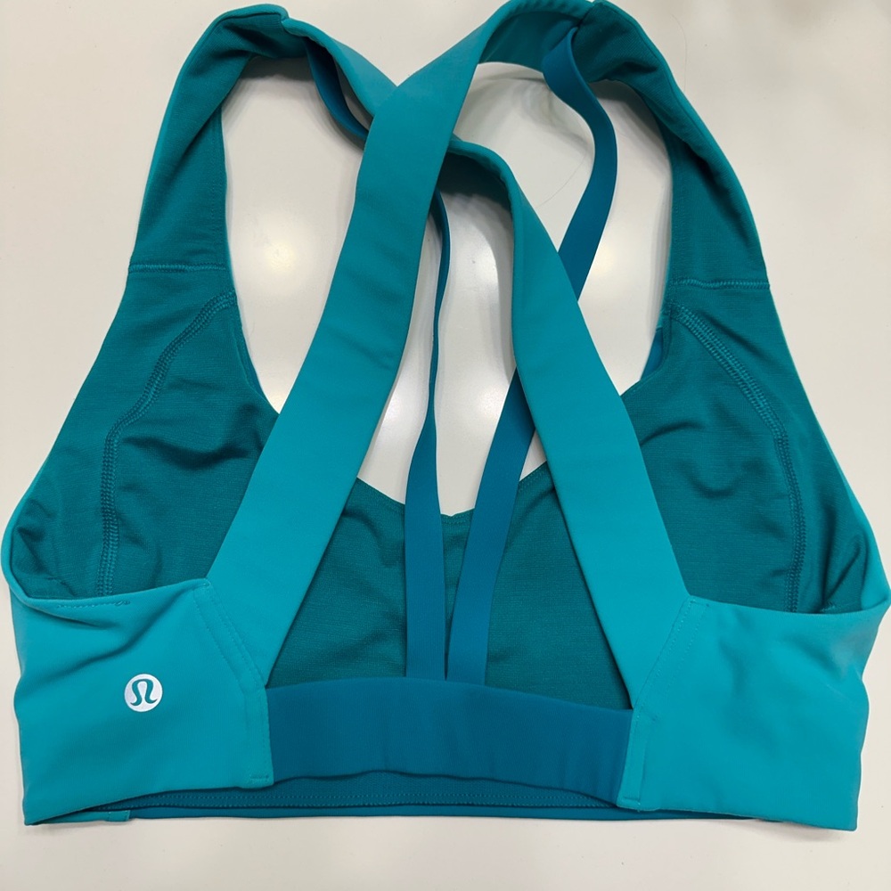 lululemon athletica sports bra size 4